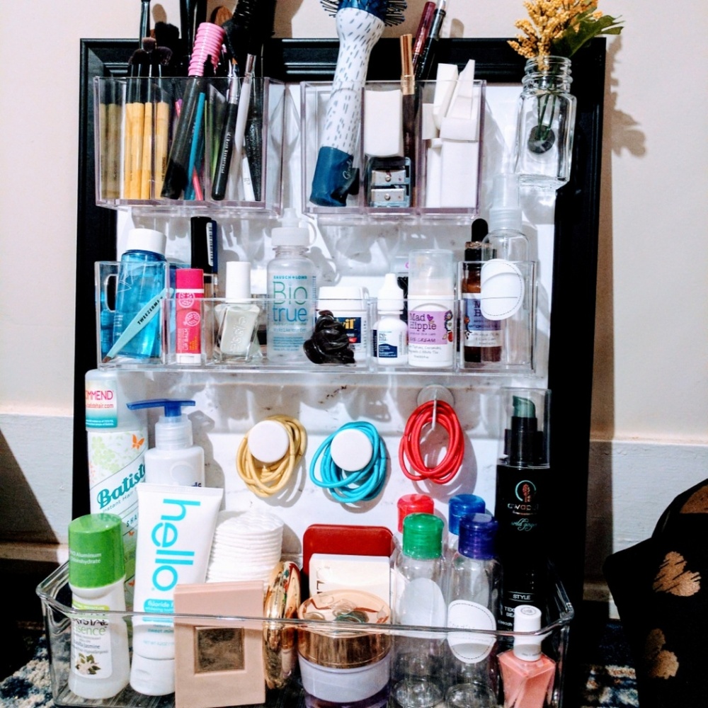 Makeup organization - Picture 5 of 8